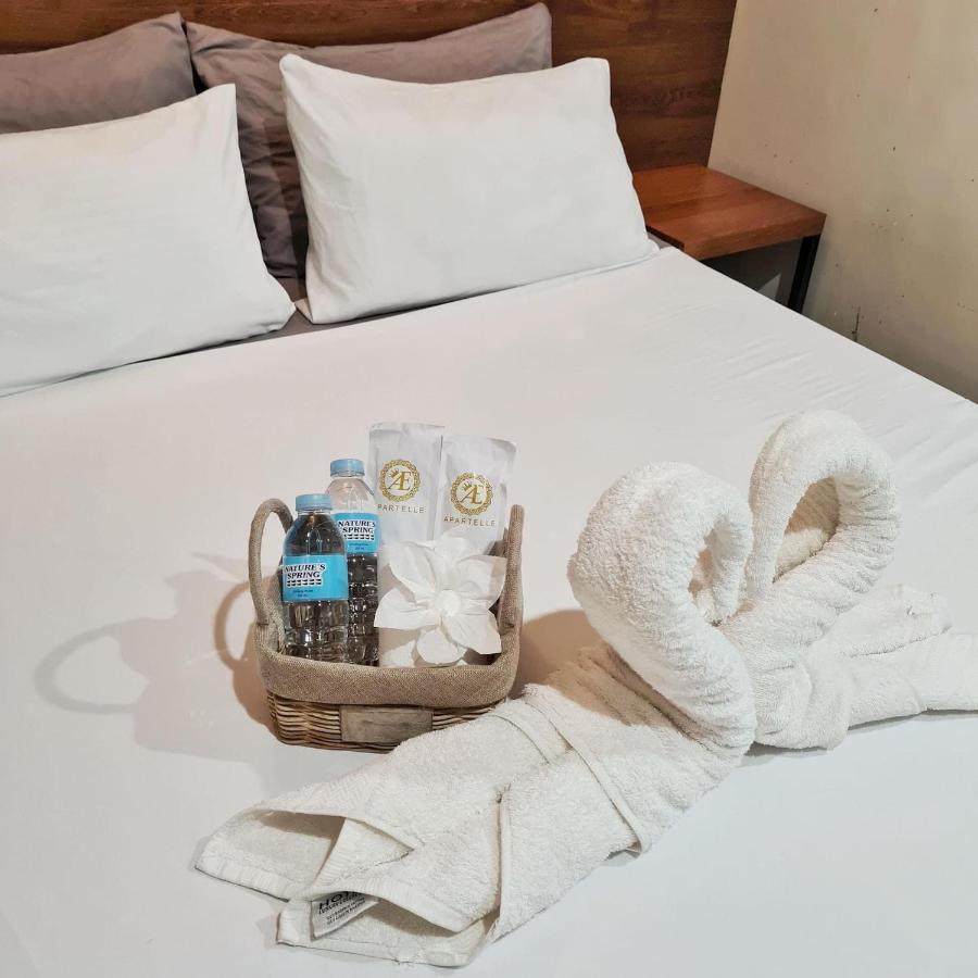 A&E Apartelle Bacolod Ngoại thất bức ảnh
