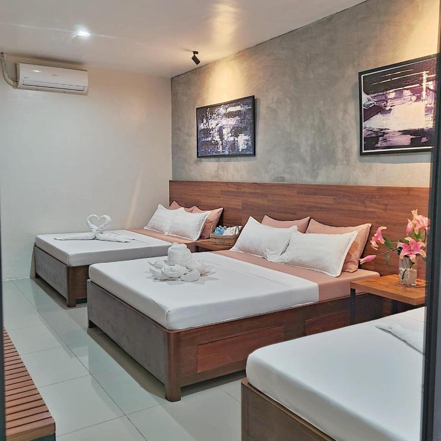 A&E Apartelle Bacolod Ngoại thất bức ảnh